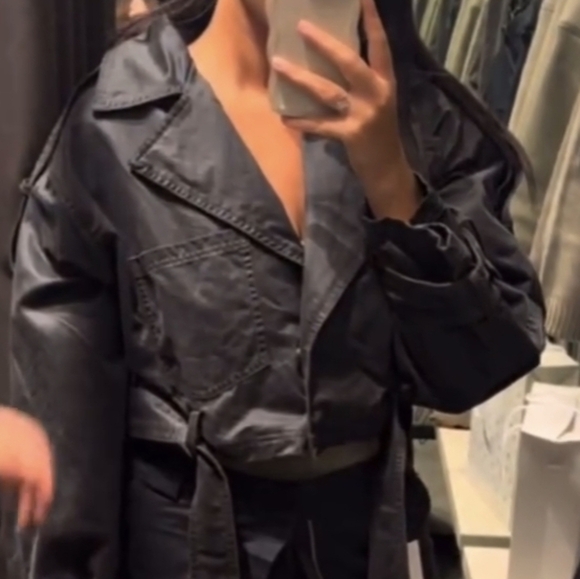 Zara Cropped Waxed Trench Coat - Picture 9 of 9